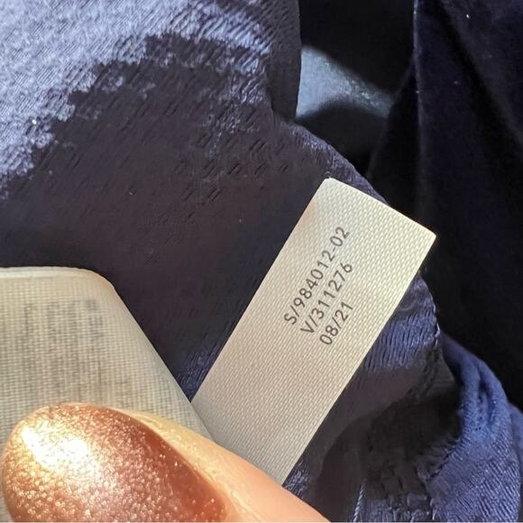 Athleta Elation V-Neck Blue Velvet Crop Top - Picture 7 of 8